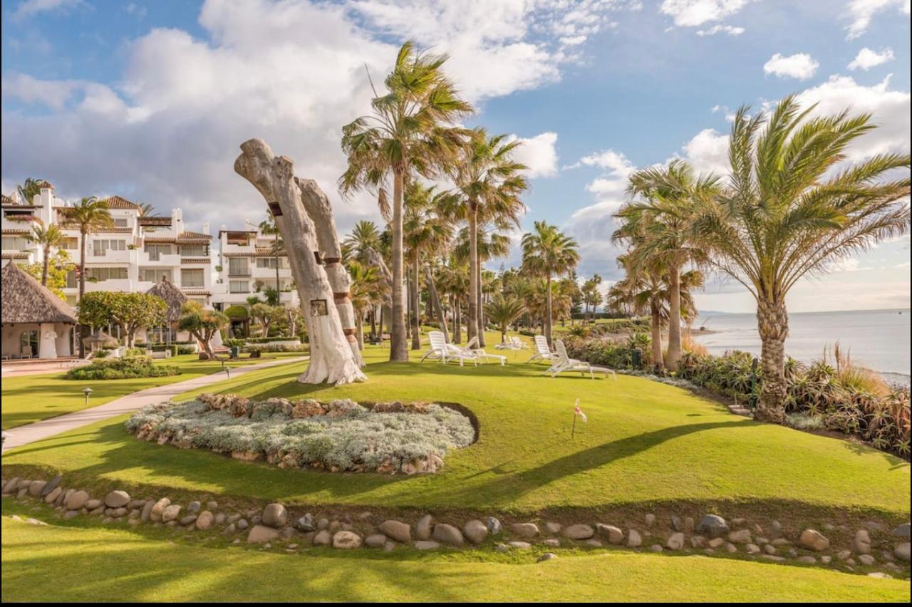 Alcazaba Beach Apartment Estepona Dış mekan fotoğraf