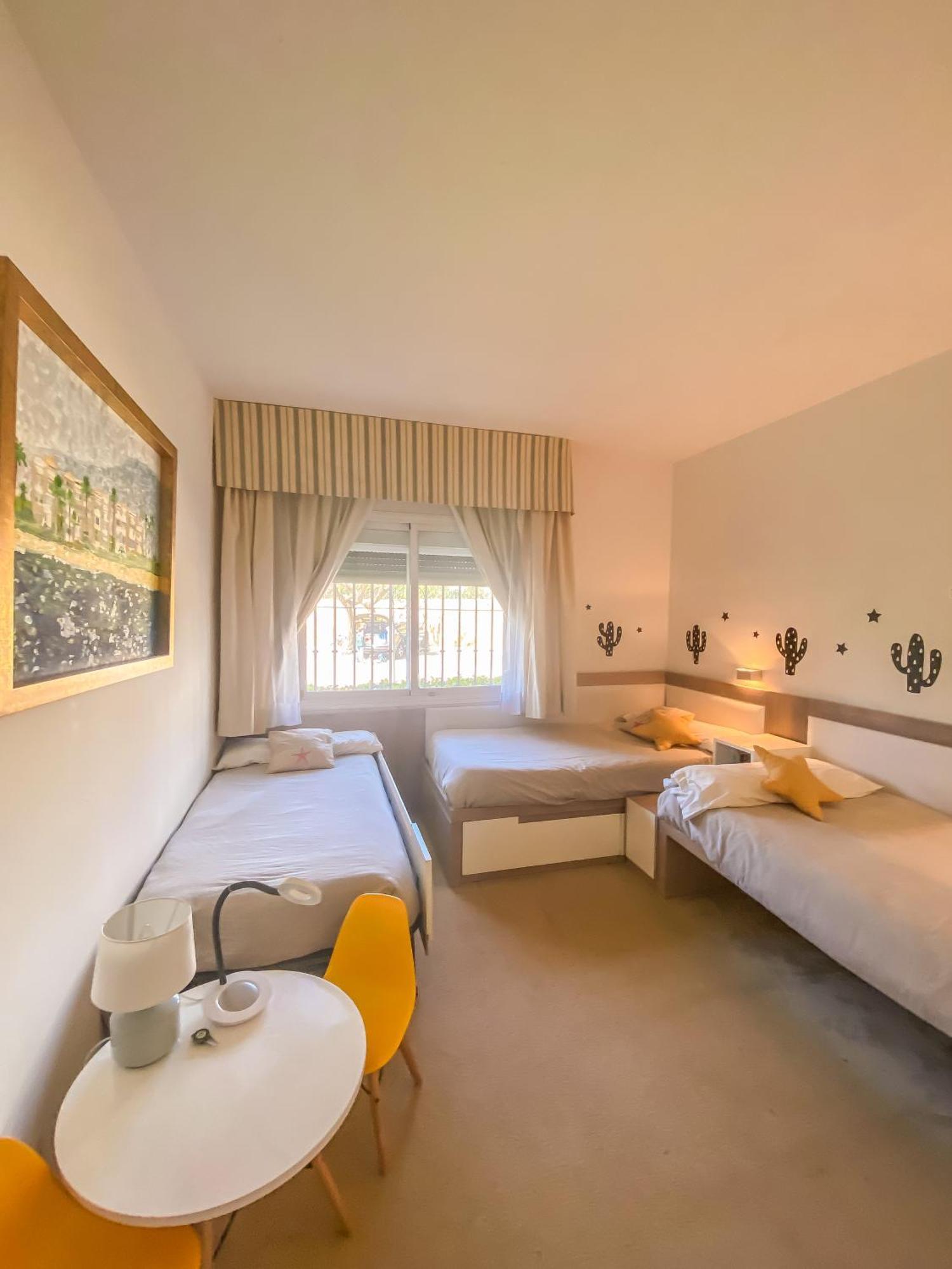 Alcazaba Beach Apartment Estepona Dış mekan fotoğraf